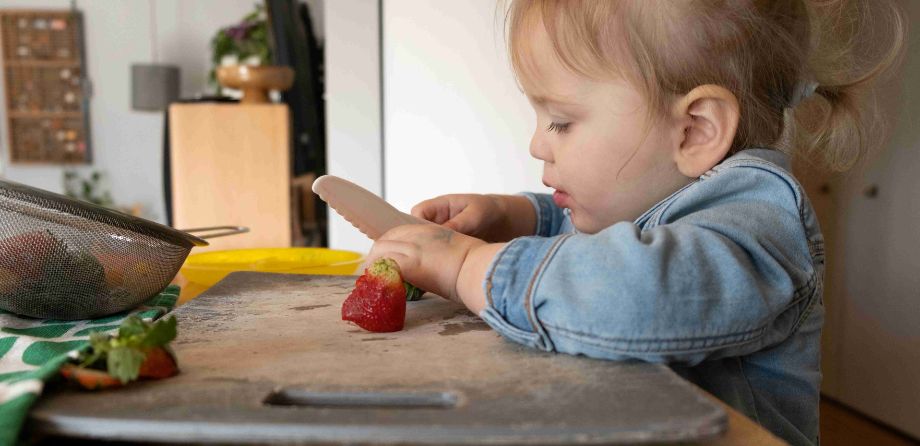 Involving children in snack preparation