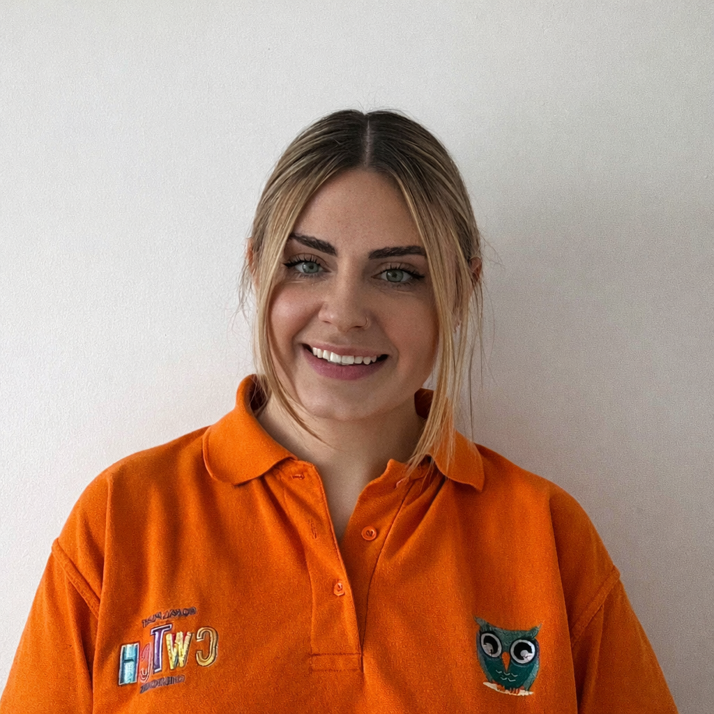 Leah Williams - Senior Setting Manager at Cwtch Childcare  